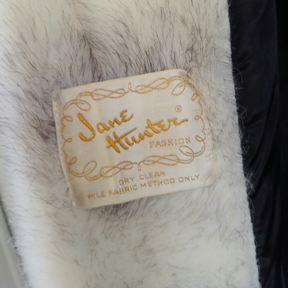 Vintage Faux Fur Coat - Picture 5 of 6